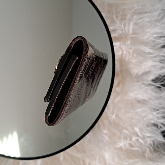 Gucci Guccissima Gold Heart Patent Leather Keyholder EUC - Picture 5 of 16